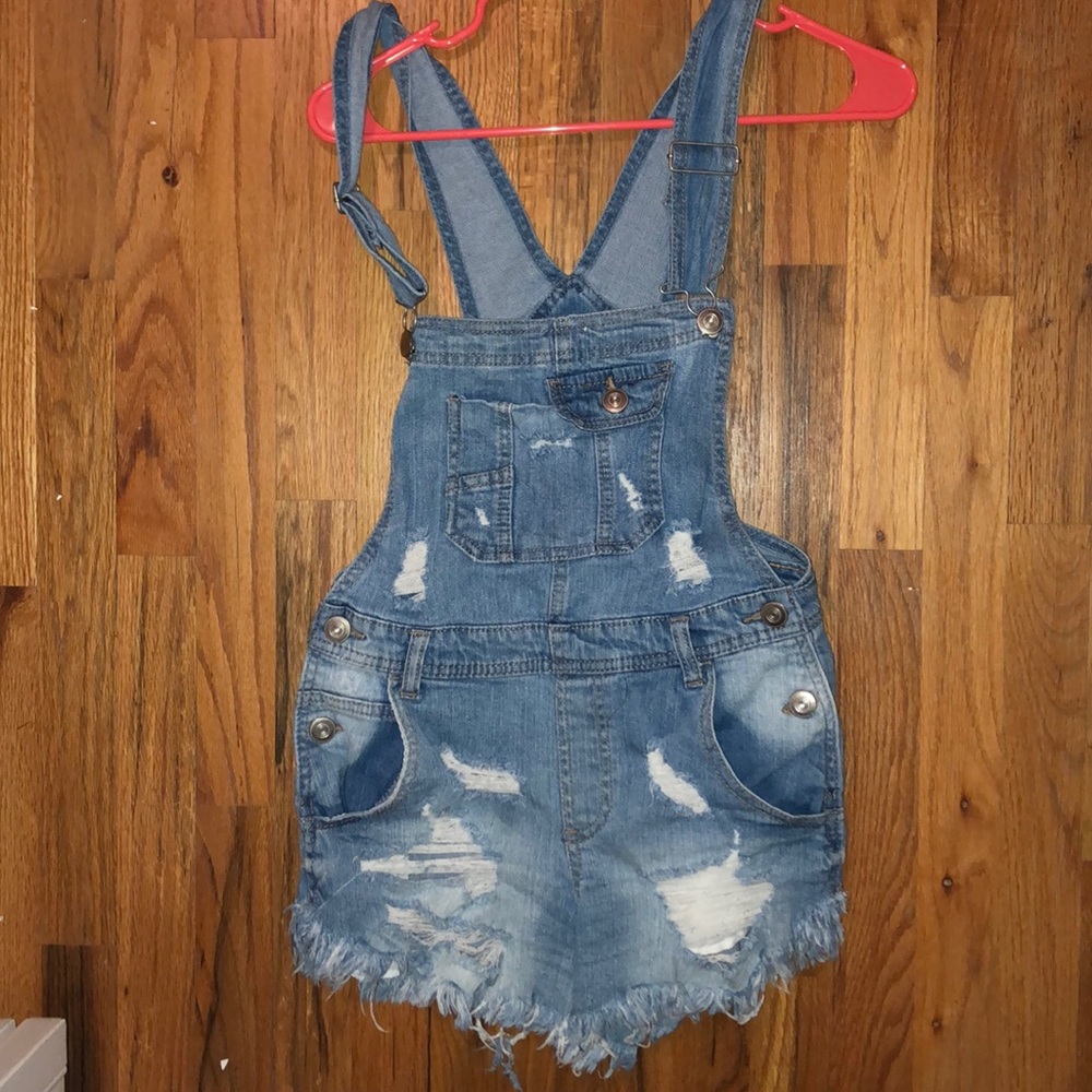 light wash overall jean shorts